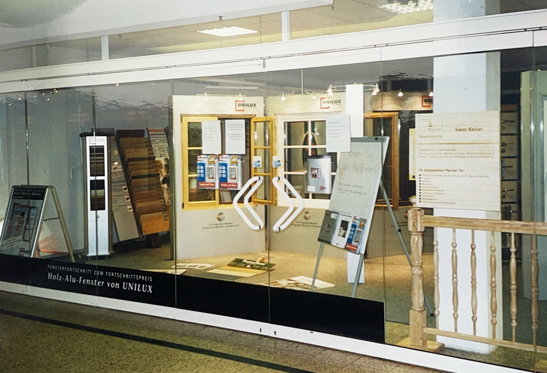 Historischer Laden / erste Ausstellung von Holz & Form